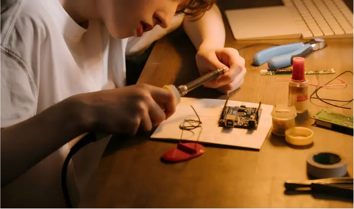 Why a Home Repair Bench Starts With a Reliable ATTEN Soldering Station